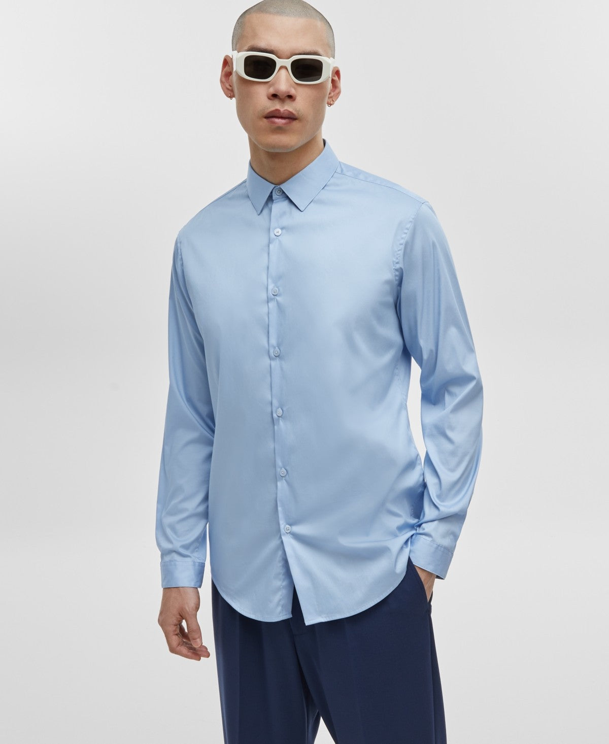 Men's High End Designer Apparel Lot – 50 Pieces