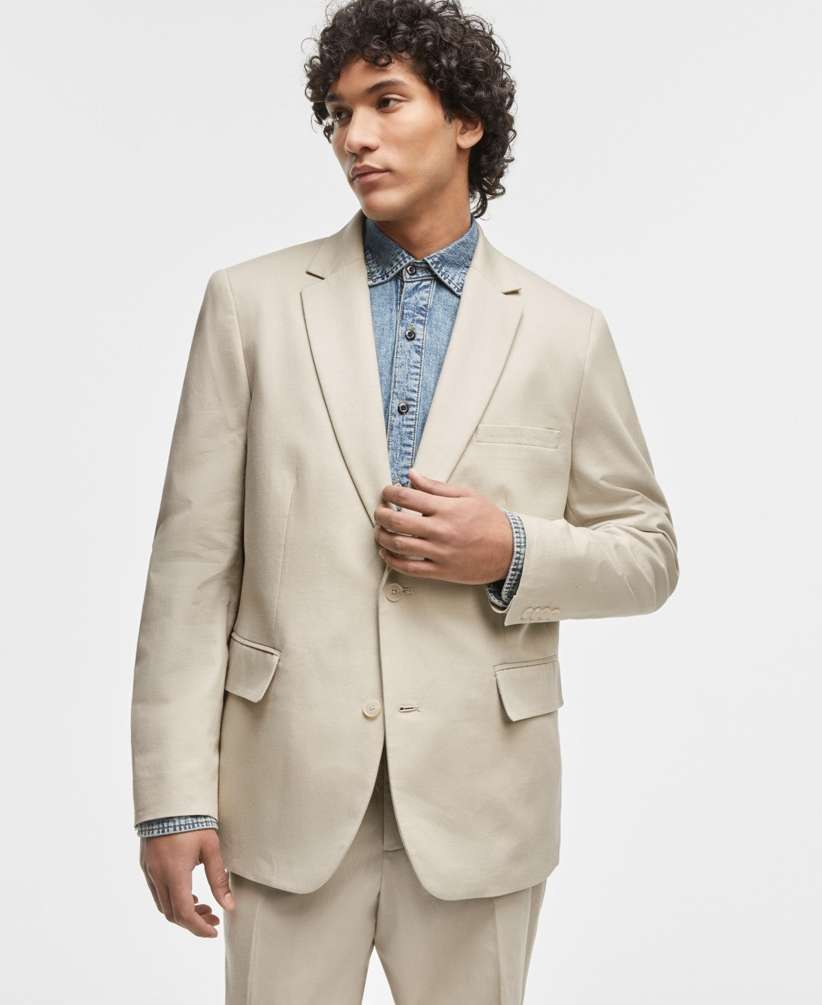 Men's High End Designer Apparel Lot – 50 Pieces